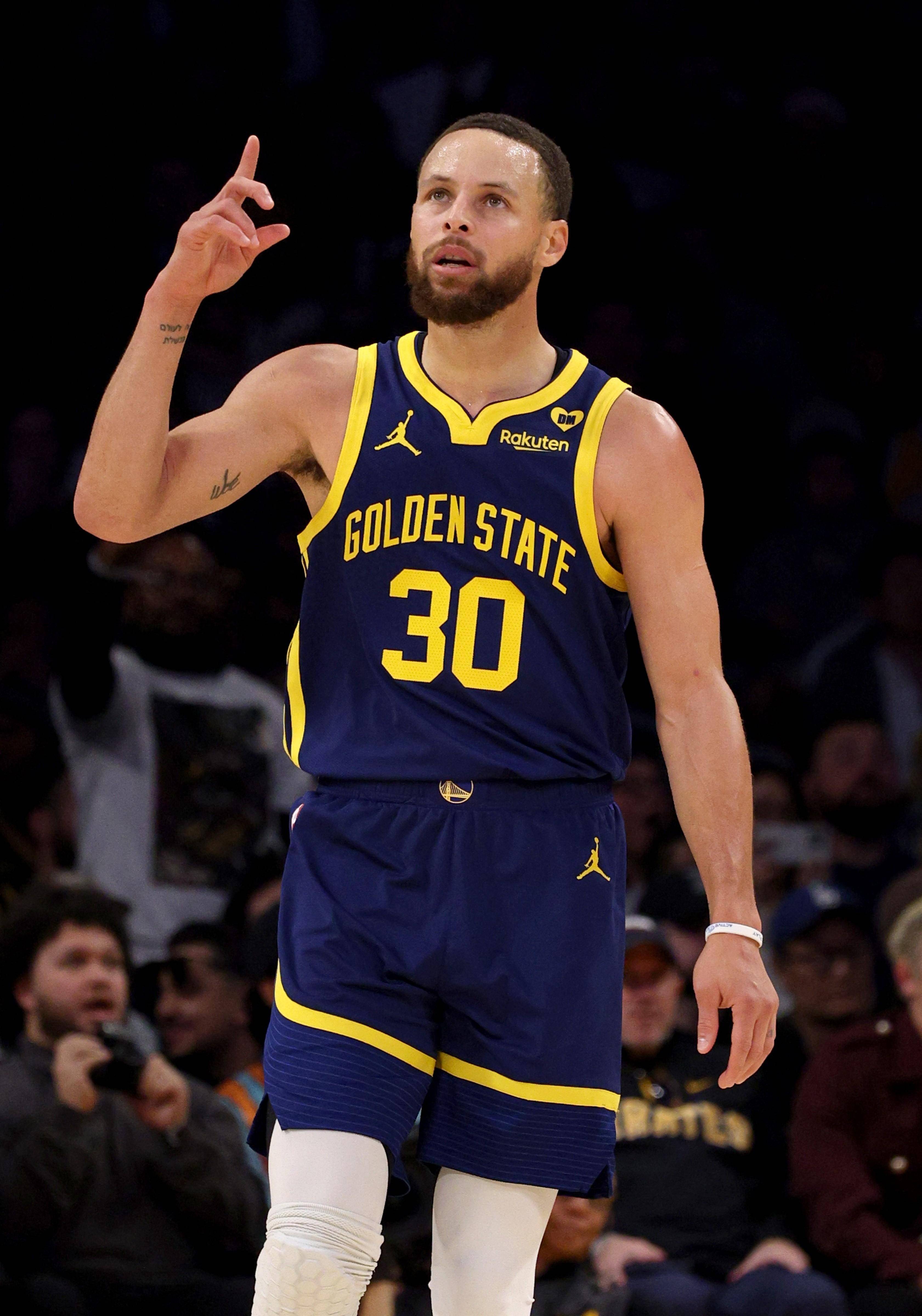 围中重拾信 围中重拾信